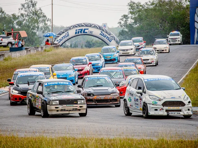TOYO TIRES ประเดิมสนามแรกสุดยิ่งใหญ่ การแข่งขันรถยนต์ทางเรียบชิงแชมป์ประเทศไทย